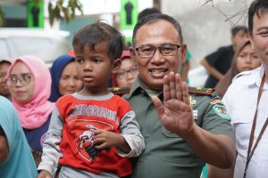 Jenderal TNI Dudung Abdurachman Jadi Bapak Asuh Anak Stunting, Danrem 064/MY Saksikan Dari Banten