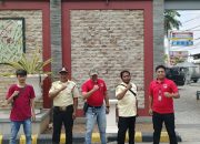 Sat ResNarkoba Polres Metro Bekasi Kota Pasang Spanduk Anti Narkoba di Kampung Tangguh Bebas Narkoba RW 26 Kelurahan Pejuang