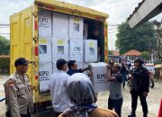 Satbrimob Polda Banten Kawal Ketat Distribusi Logistik Pemilu 2024 Ke Kecamatan Cikande